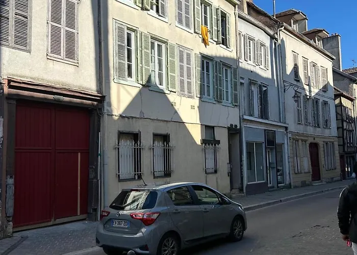 Le Bois Jaillant - Wifi - Centre Historique - Proche Gare Troyes